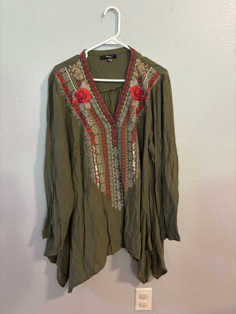 Andrée by Unit Olive Green Embroidered Ethnic Long Tunic Top Boho 1X